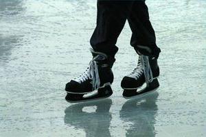 правильная шнуровка хоккейных коньков фото